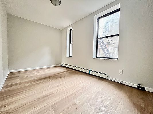 4th image of 152 Parkside Ave APT 3J