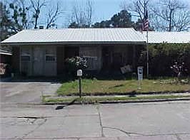 2nd image of 102 Francis St