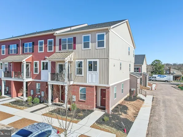 236 Chapel Ct #32E, Norristown, PA 19401