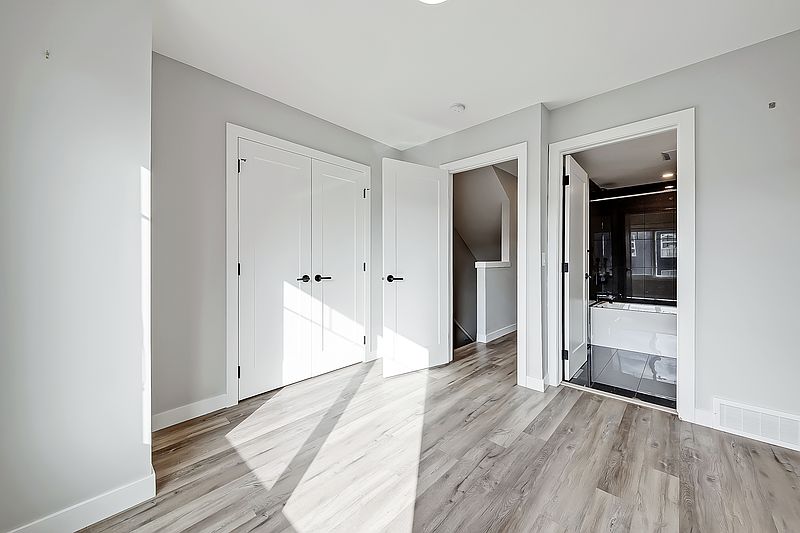 Calgary Townhouse for rent - 3 Bedrooms — photo 9