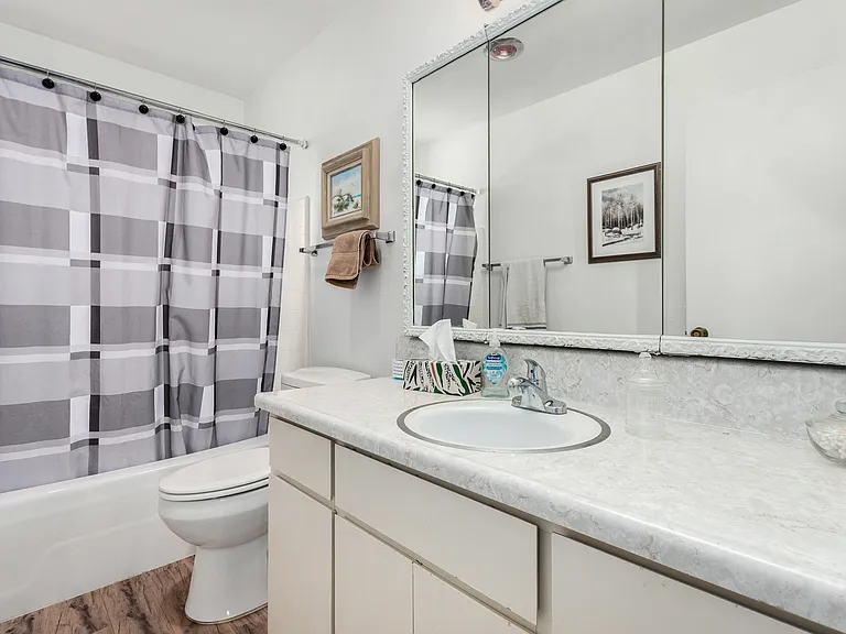 5913 E Boston St — Photo 12