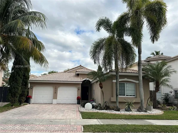 10772 NW 71st St, Doral, FL 33178