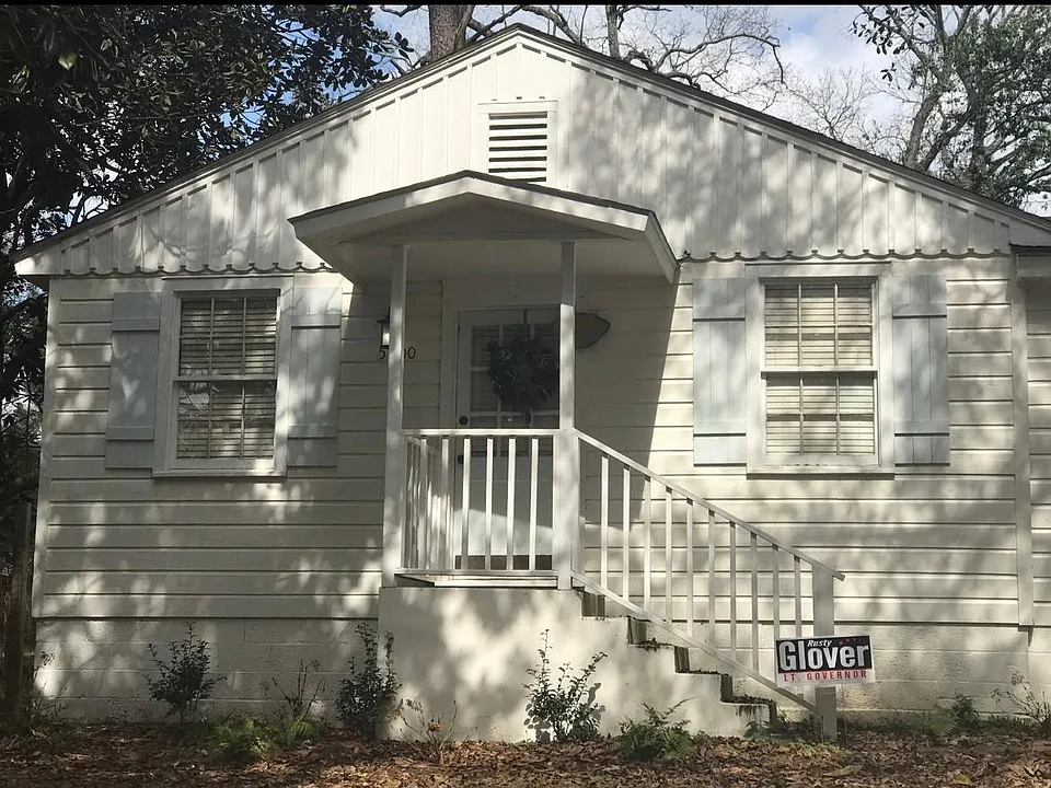 5200 Azalea Cir S