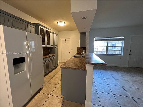 3rd image of 2200 S Ocean Dr APT N311