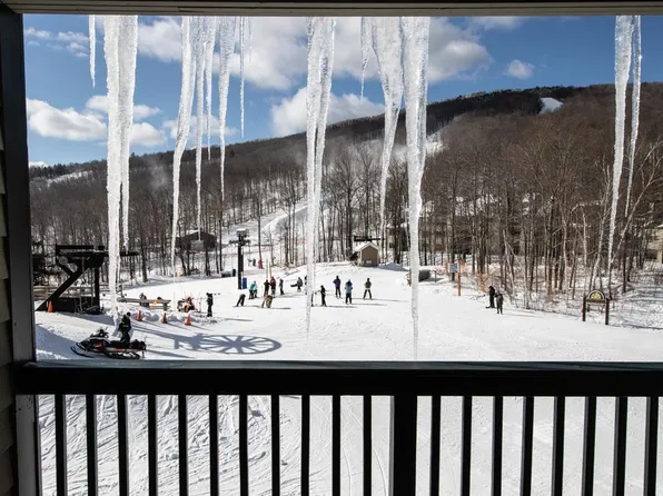 91 White Loop #G 302, Ludlow, VT 05149