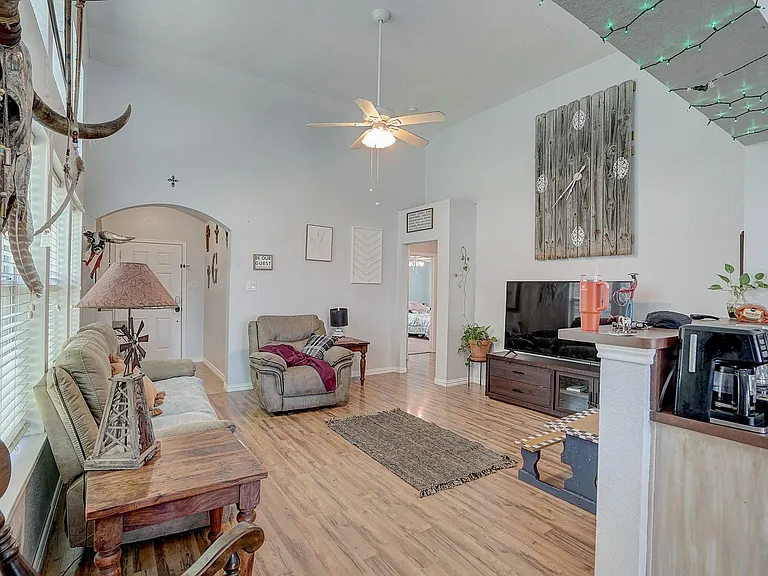 8801 Stewart St — Photo 15