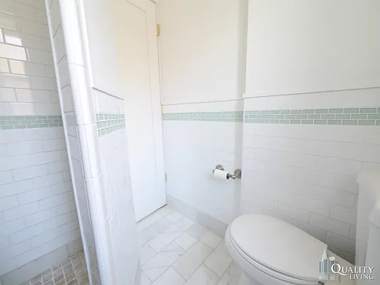 Rented by (Legacy) NY Quality Living Uptown | media 17