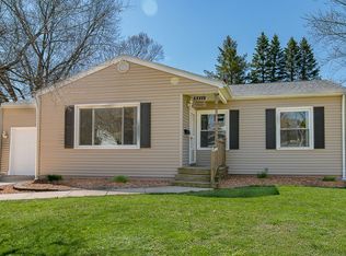 5311 Gordon Ave NW, Cedar Rapids, IA 52405
