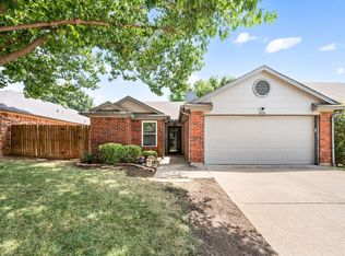 1428 Thistlewood Ln, Grapevine, TX 76051