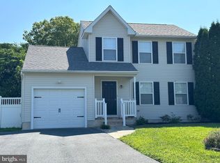 1231 Cypress Dr, Vineland, NJ 08360