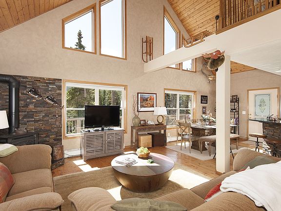 2nd image of 139 Lee Ln