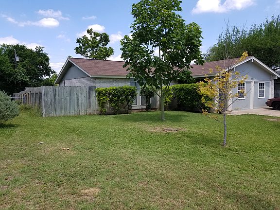 3rd image of 505 Greenway Dr