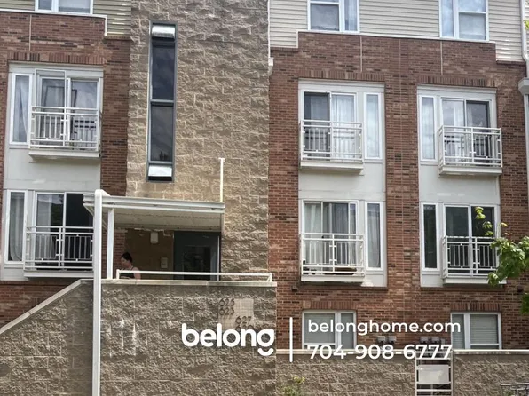 629 Raphael Pl, Charlotte, NC 28205