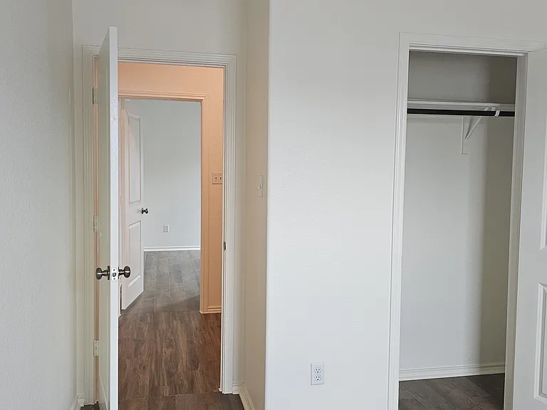 228 Gabriels Bluff Dr — Photo 14