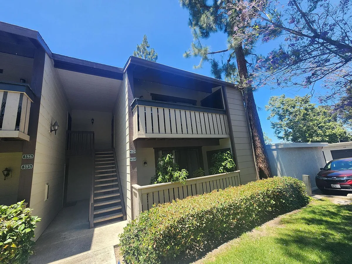 Building Photo - 20702 El Toro Rd #393