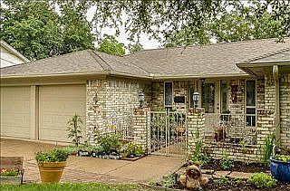 2nd image of 3440 Willowcrest Dr