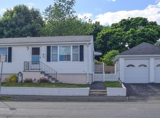 29 Kenwood Rd, Peabody, MA 01960