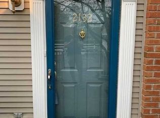 2132 Isabelle Ct, Mahwah, NJ 07430