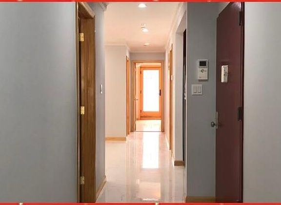 4th image of 4118 163rd St Unit 2
