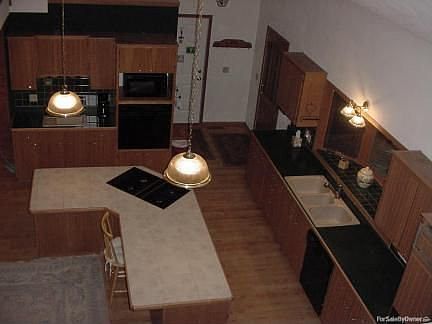 4th image of 7526 Cherry Hill Dr
