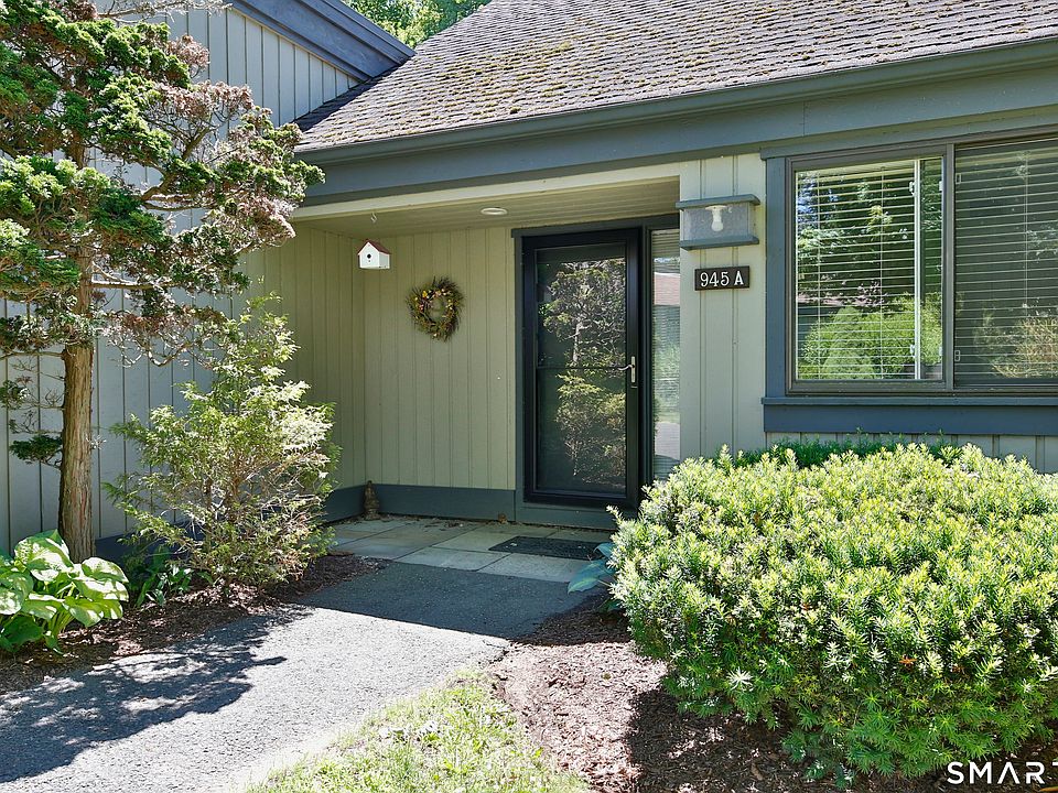 1st image of 945 Heritage Village #A