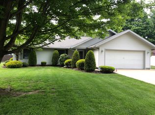 1320 Winterhaven Rd, Ashtabula, OH 44004