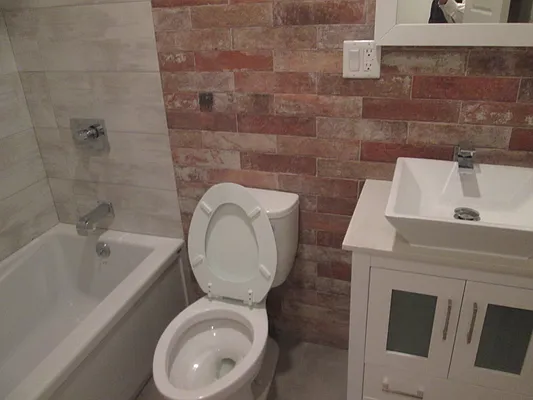 Rented by The Hamilton Group | media 22