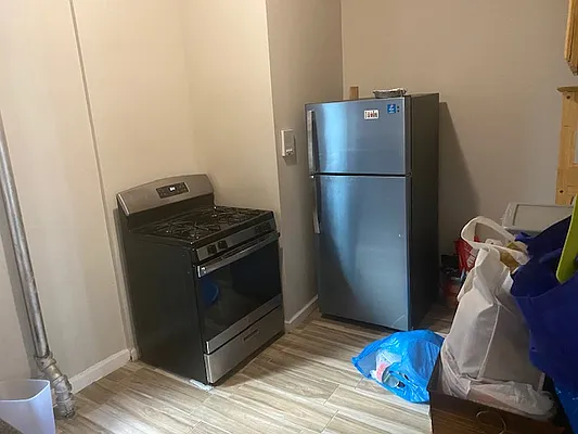 Rented by Crosstown Apartments NYC | media 32