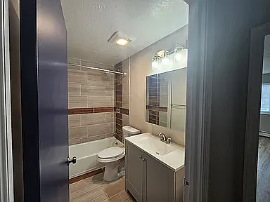 1160A401 S Main St #103 — Photo 25