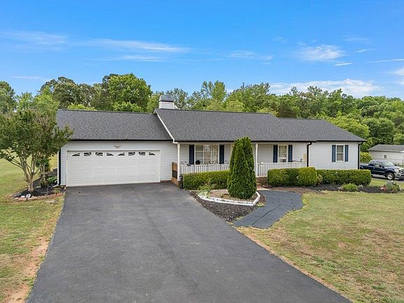 2nd image of 101 Springside Dr