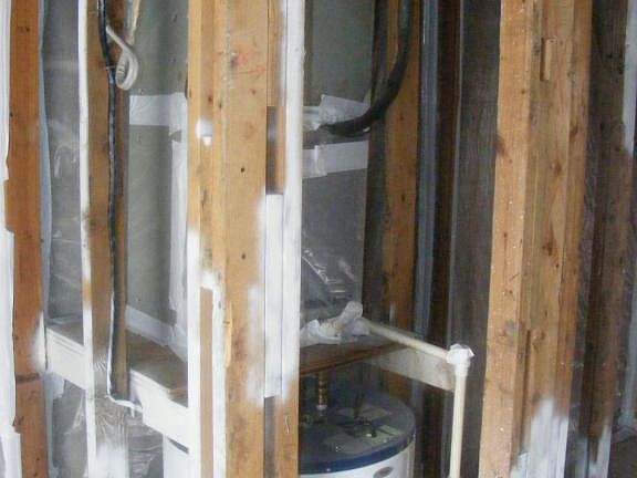 4th image of 216 Angler Ave Unit 19