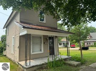 817 N Simon St, Cadillac, MI 49601