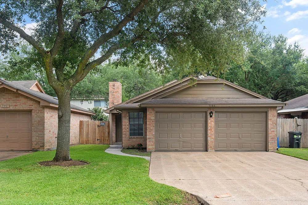 Blue Bell Village — Photo 4