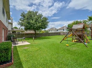 16530 Wheatmill Ct, Houston, TX 77095