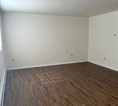 3rd image of 1403 Huntington Ave APT 1