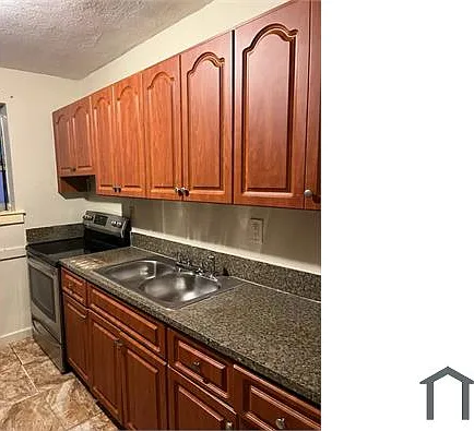 1242 NE 109th St — Photo 12