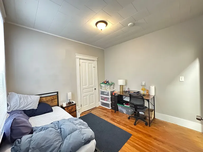 2417 Fairview Ave — Photo 10