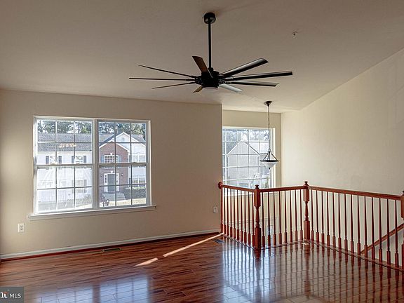4th image of 20851 Autumn Mill Ct