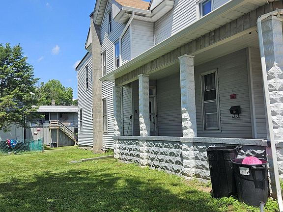 3rd image of 319 Hepburn St