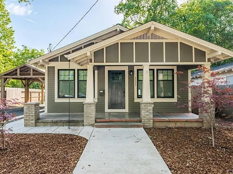 1111 Oleander Ave — Photo 1