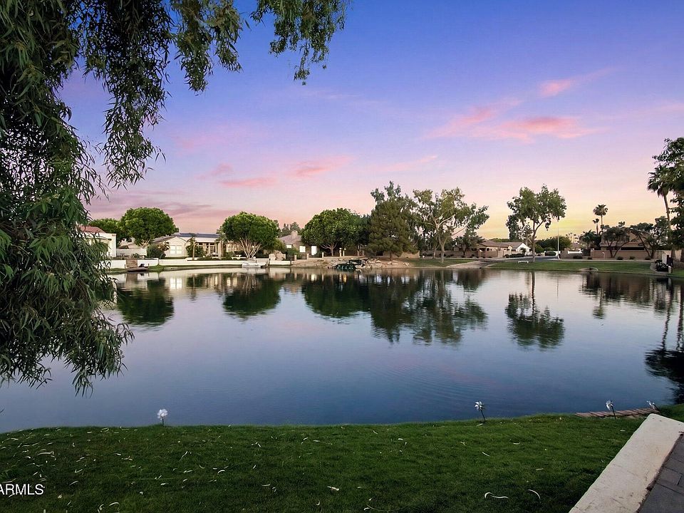 1st image of 3821 S HAWTHORN Drive