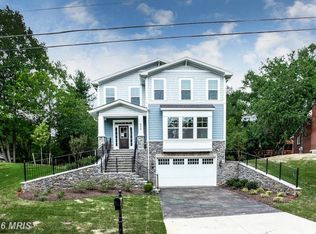 604 John Marshall Dr NW, Vienna, VA 22180