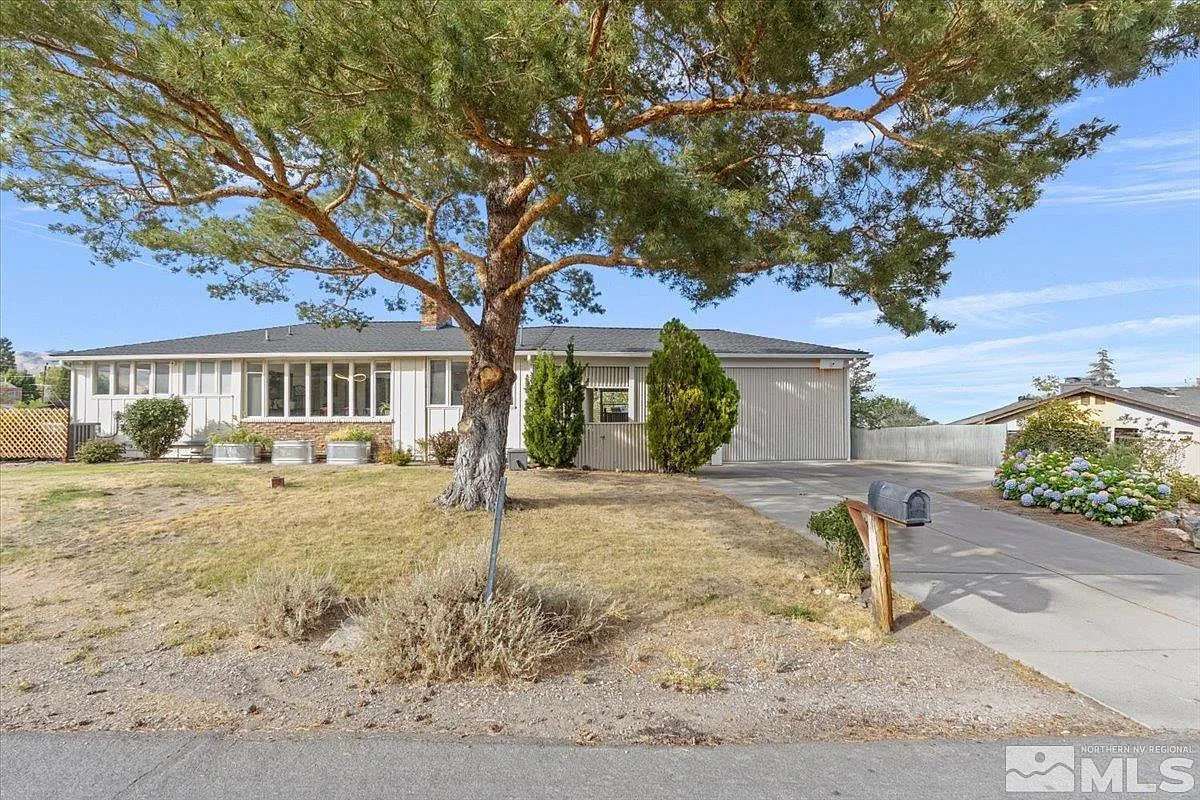 3303 Susileen Dr photo 1