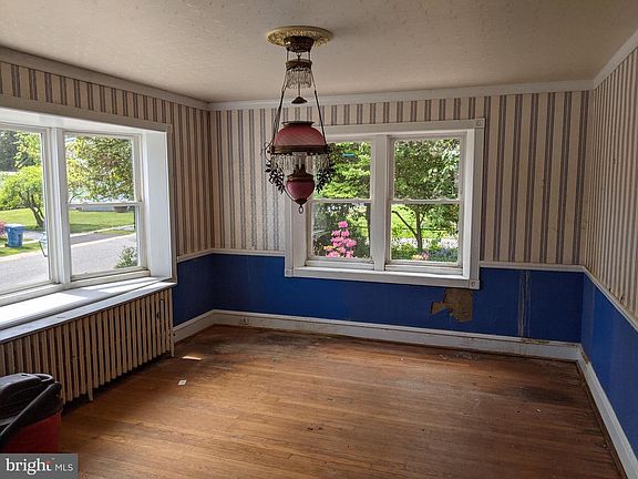 4th image of 115 Westmoreland Ave