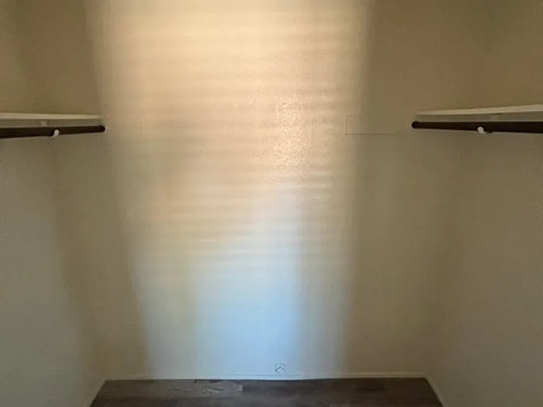 8012 N Laurelglen Blvd #C — Photo 16
