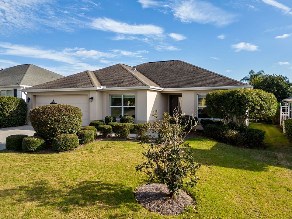 1st image of 3015 Olenda Dr