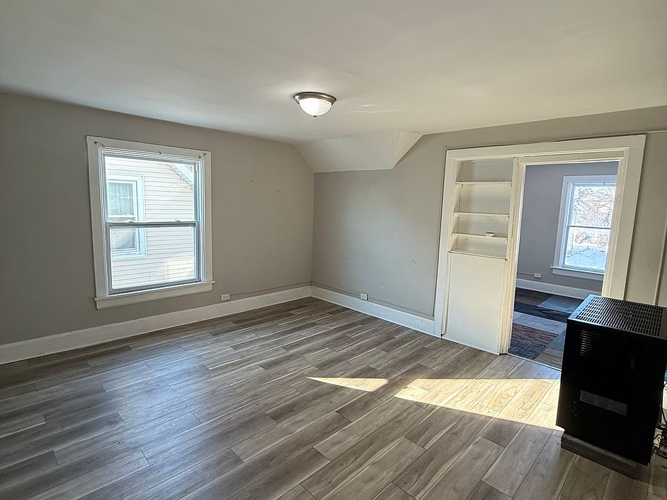 1st image of 245 N Memorial Dr #2