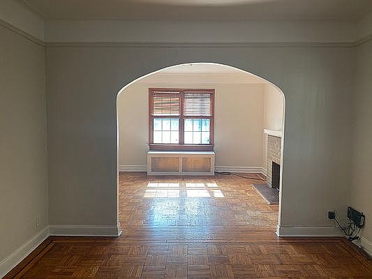 4th image of 47-48 46th St #1