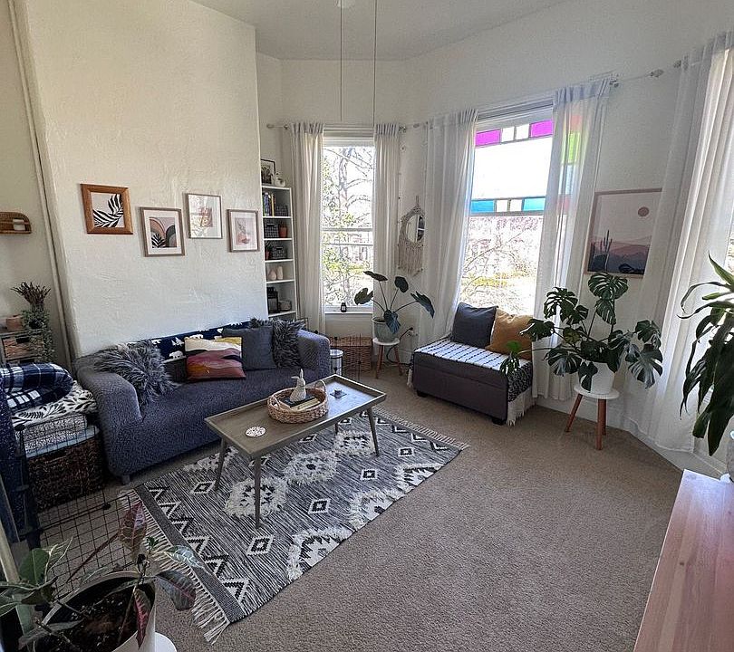 2nd image of 3468 J St APT C