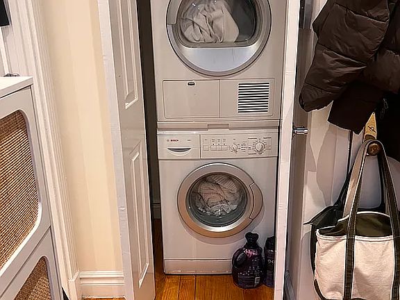 4th image of 322 E 74th St APT 5C